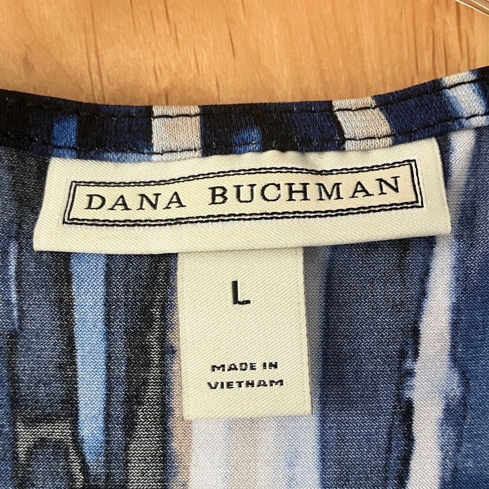 Dana Bachman Blue and White Sleeveless Blouse - Picture 2 of 6